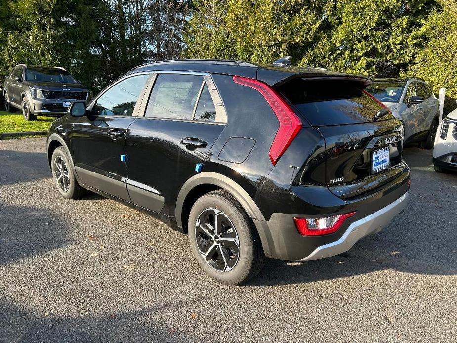 new 2025 Kia Niro car, priced at $31,382