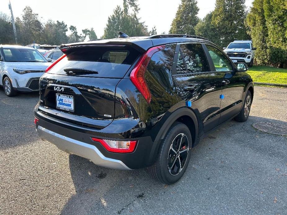 new 2025 Kia Niro car, priced at $31,382