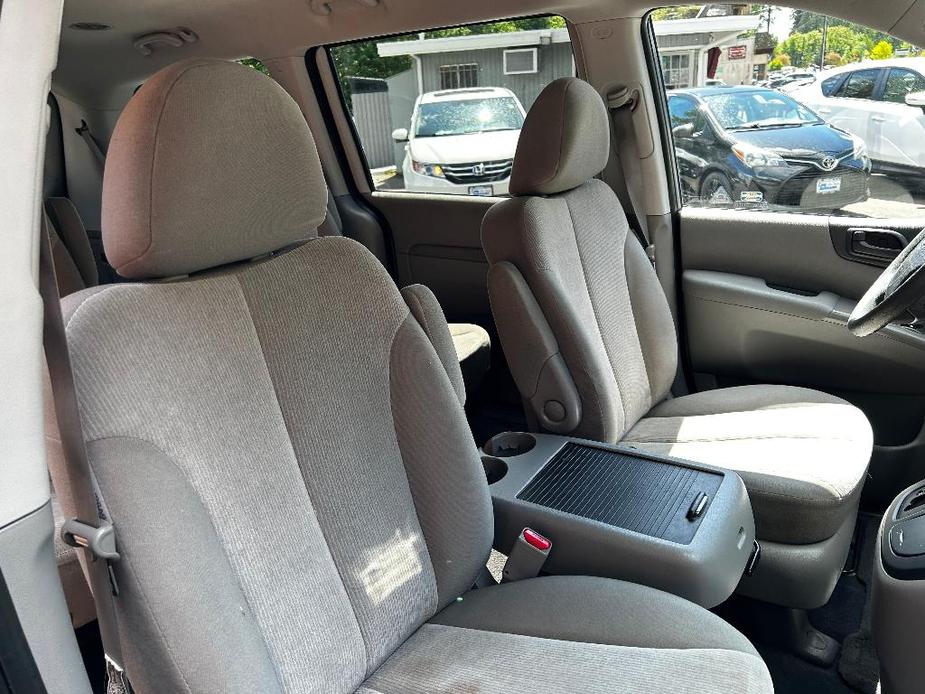 used 2014 Kia Sedona car, priced at $10,892