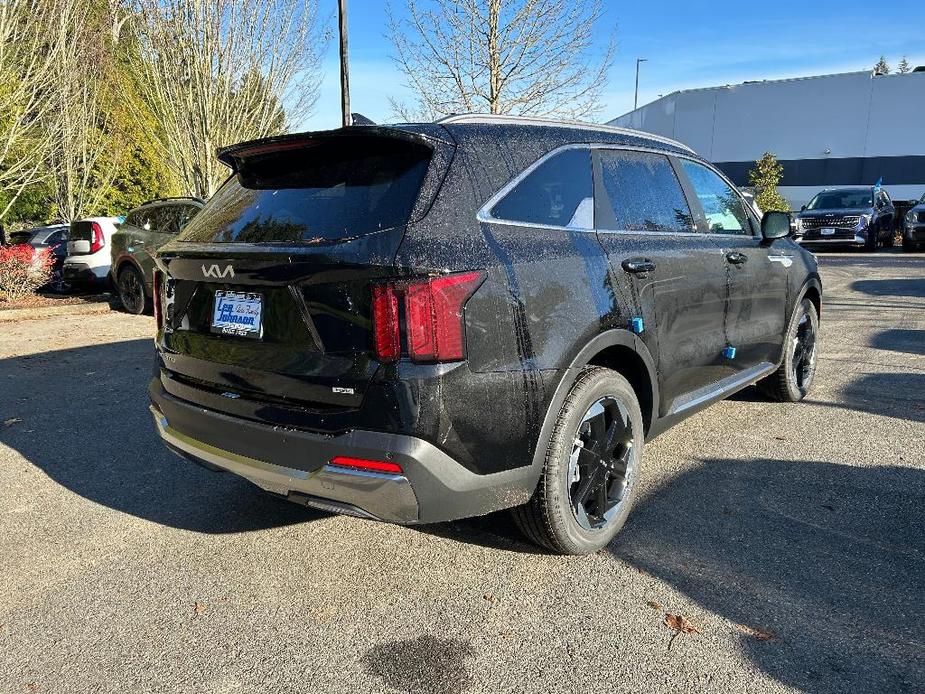 new 2025 Kia Sorento Hybrid car, priced at $42,898