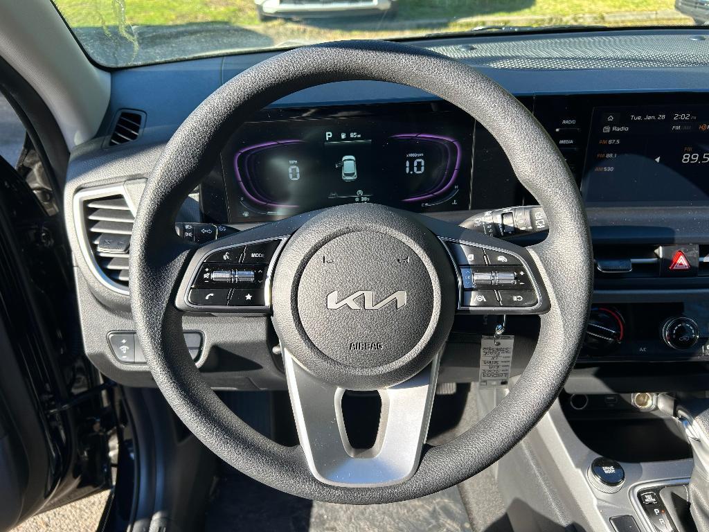 new 2025 Kia Seltos car, priced at $26,550