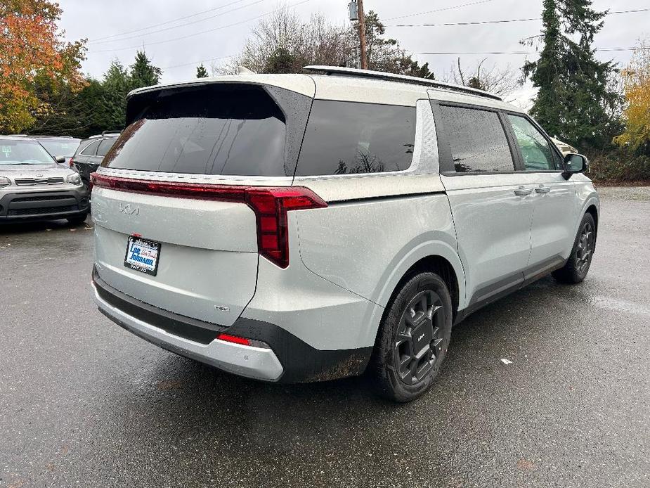 new 2025 Kia Carnival Hybrid car, priced at $43,885