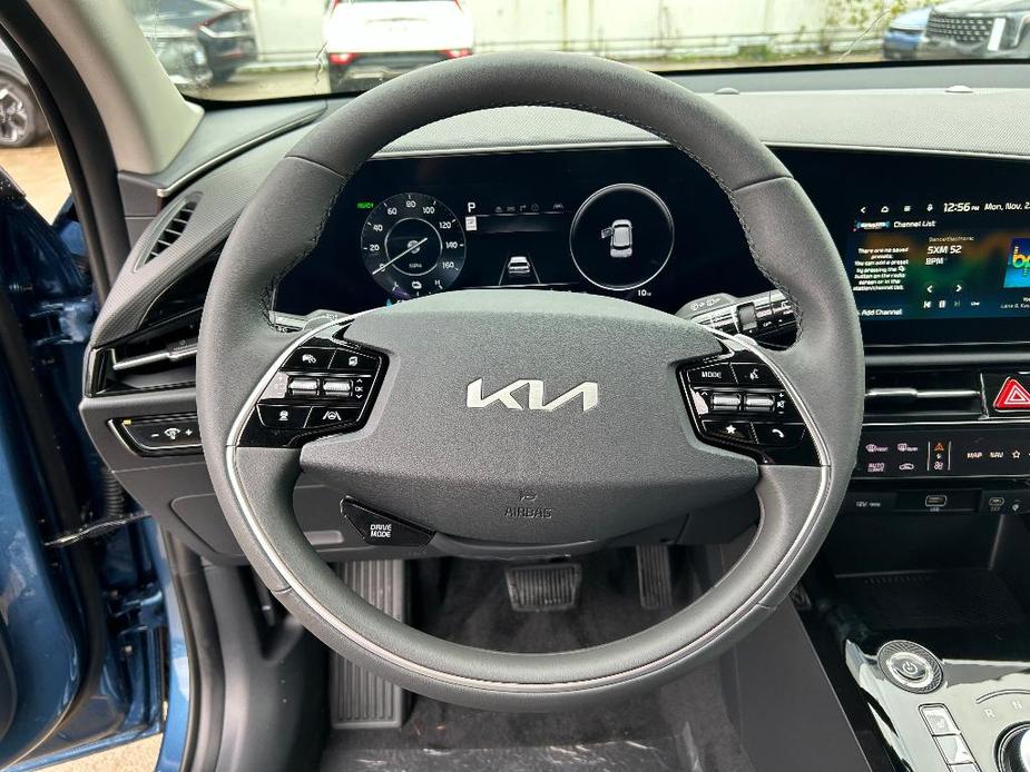 new 2025 Kia Niro EV car, priced at $35,670