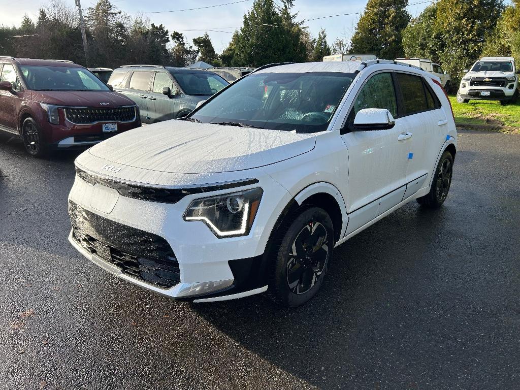 new 2025 Kia Niro EV car, priced at $33,995