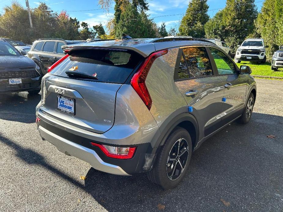 new 2025 Kia Niro car, priced at $31,011