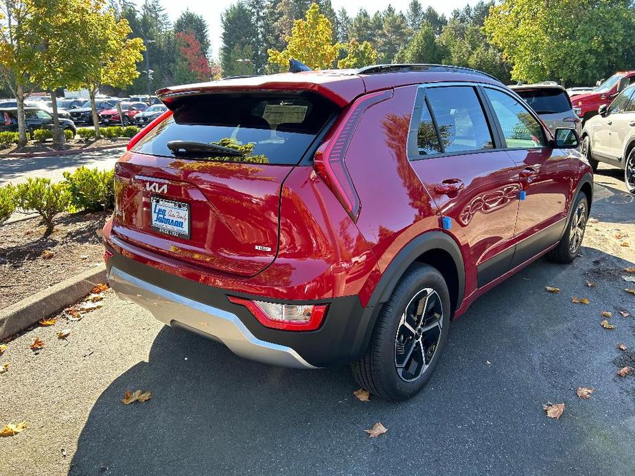 new 2025 Kia Niro car, priced at $28,657