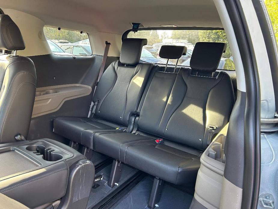 new 2025 Kia Carnival car, priced at $41,494