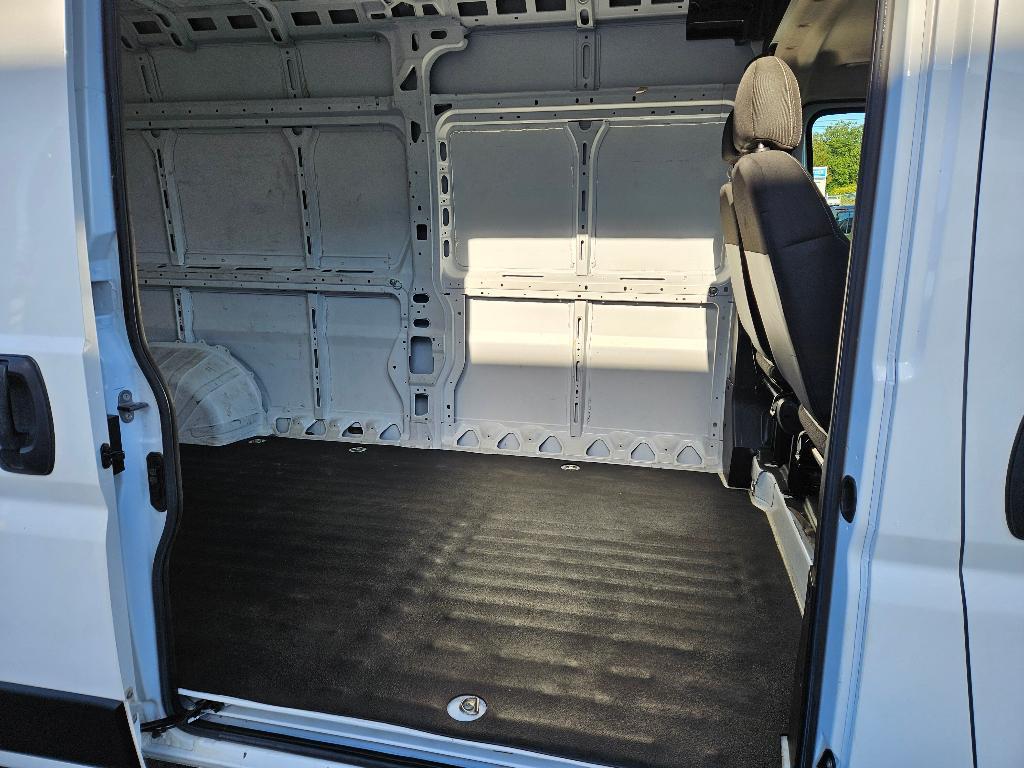 used 2023 Ram ProMaster 2500 car, priced at $31,570