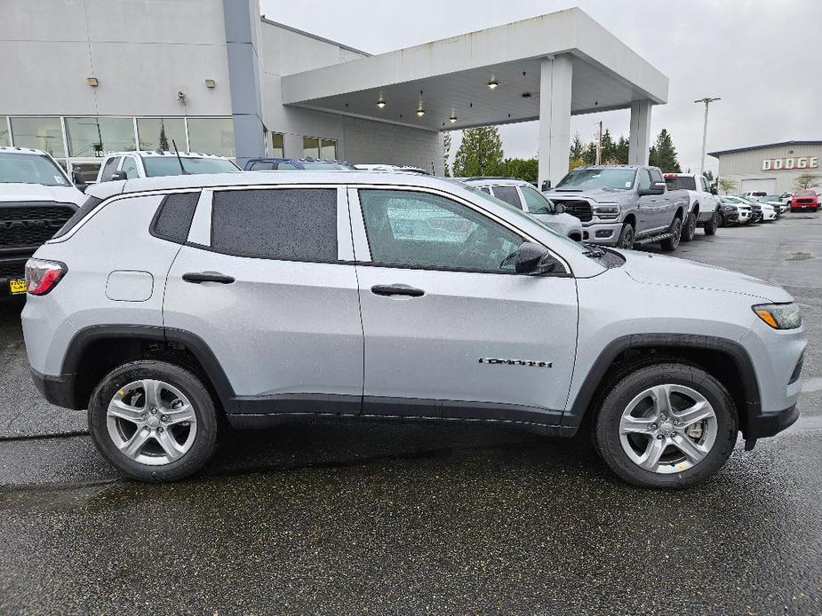 new 2024 Jeep Compass car, priced at $23,999