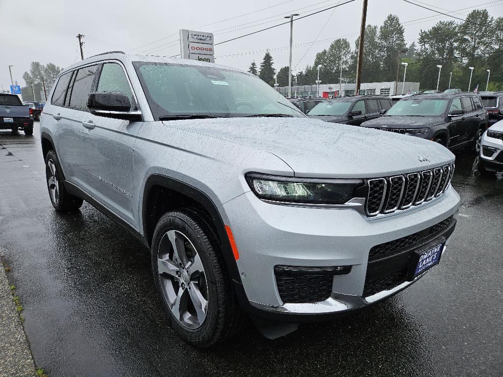 new 2024 Jeep Grand Cherokee L car, priced at $55,985