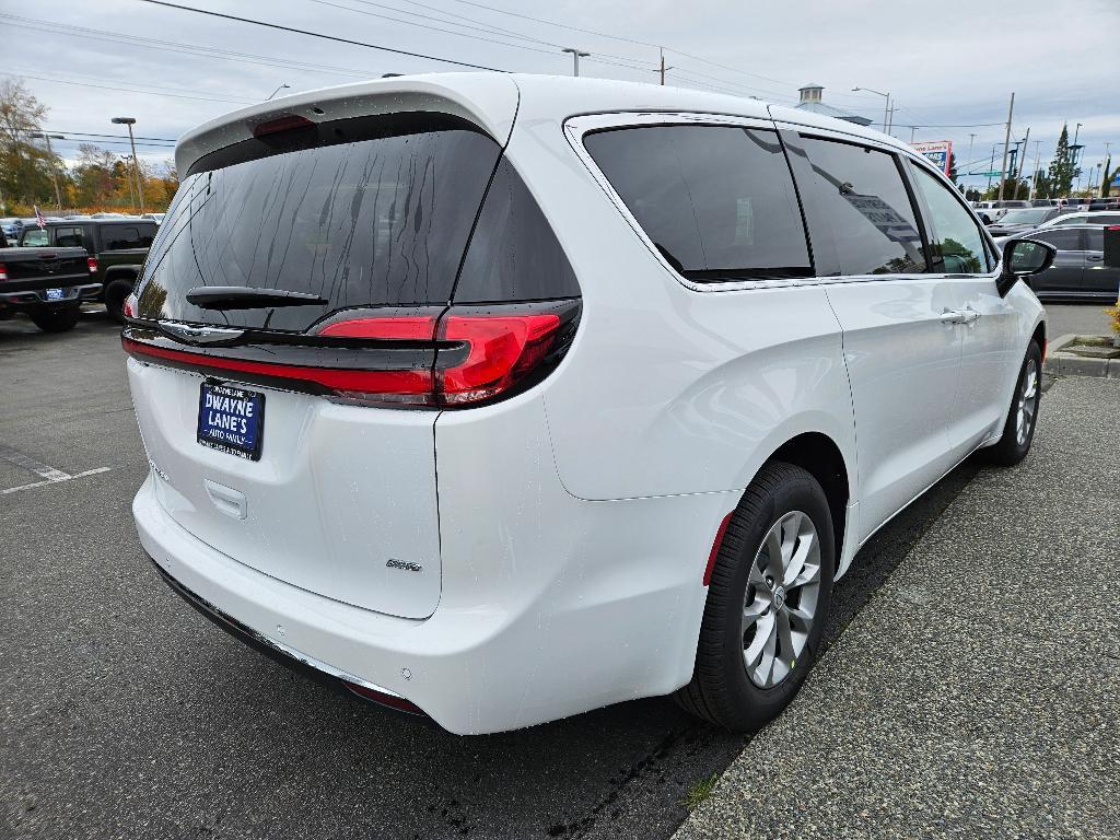 new 2026 Chrysler Pacifica car, priced at $42,685