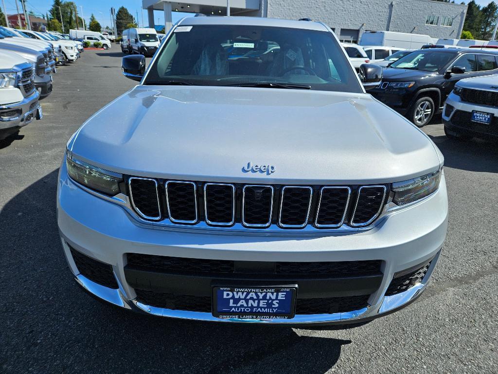 new 2024 Jeep Grand Cherokee L car, priced at $56,907