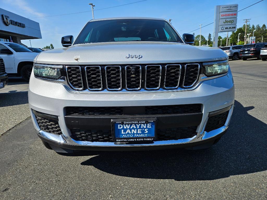new 2024 Jeep Grand Cherokee L car, priced at $45,230