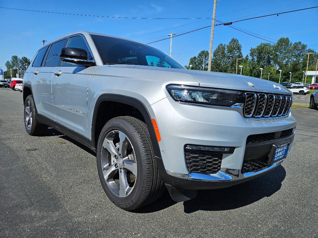 new 2024 Jeep Grand Cherokee L car, priced at $45,230