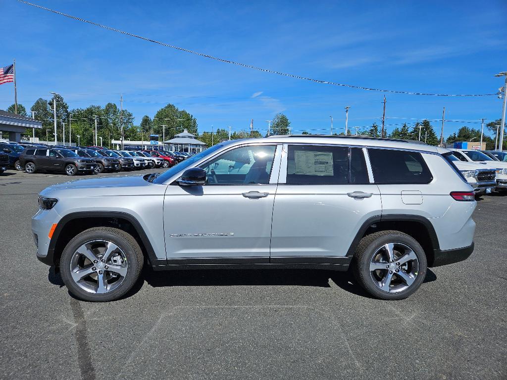 new 2024 Jeep Grand Cherokee L car, priced at $56,907