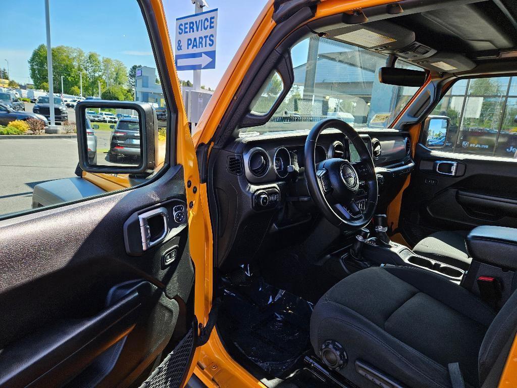 used 2021 Jeep Wrangler Unlimited car, priced at $32,770