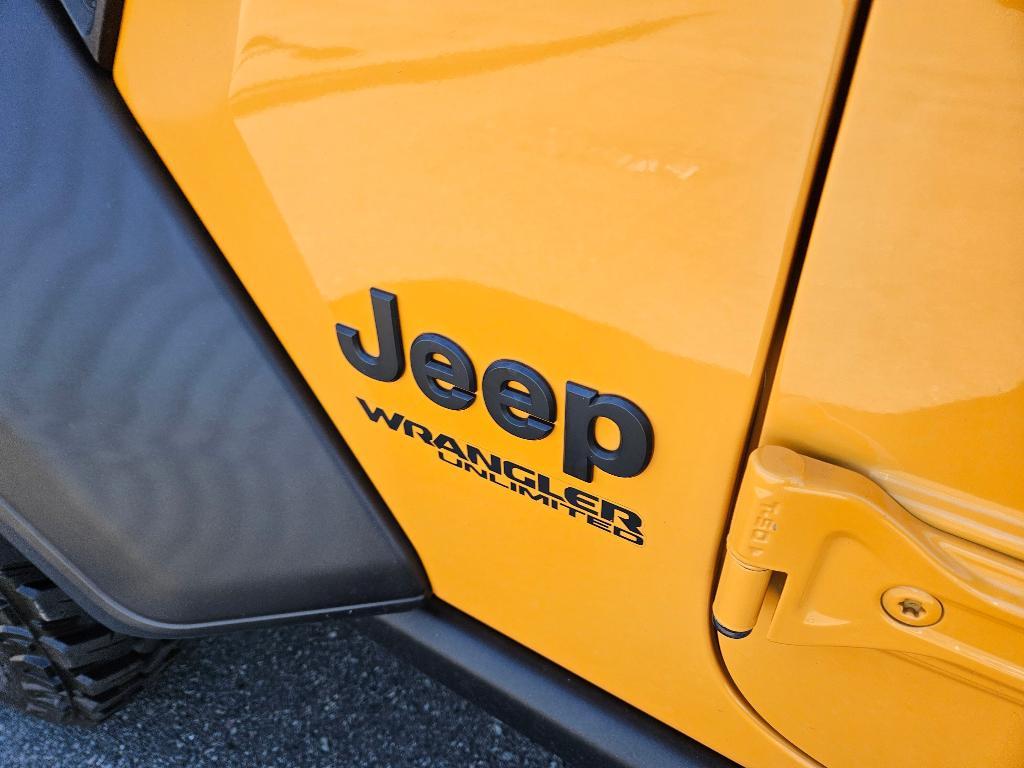 used 2021 Jeep Wrangler Unlimited car, priced at $32,770