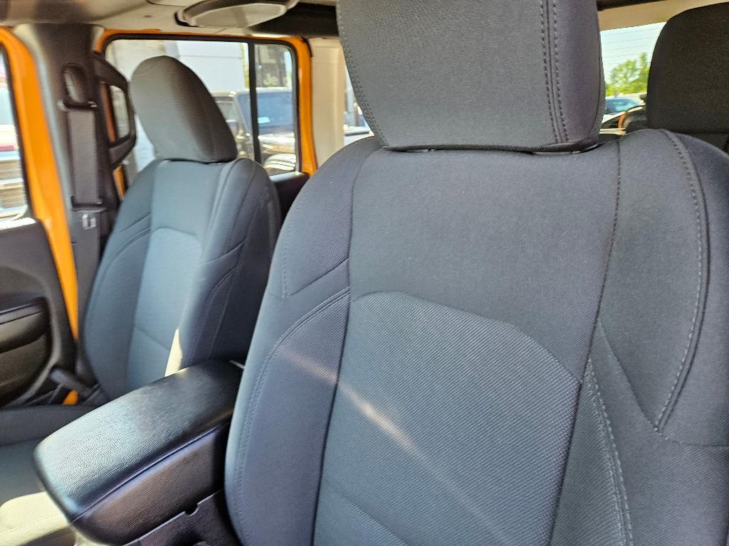 used 2021 Jeep Wrangler Unlimited car, priced at $32,770