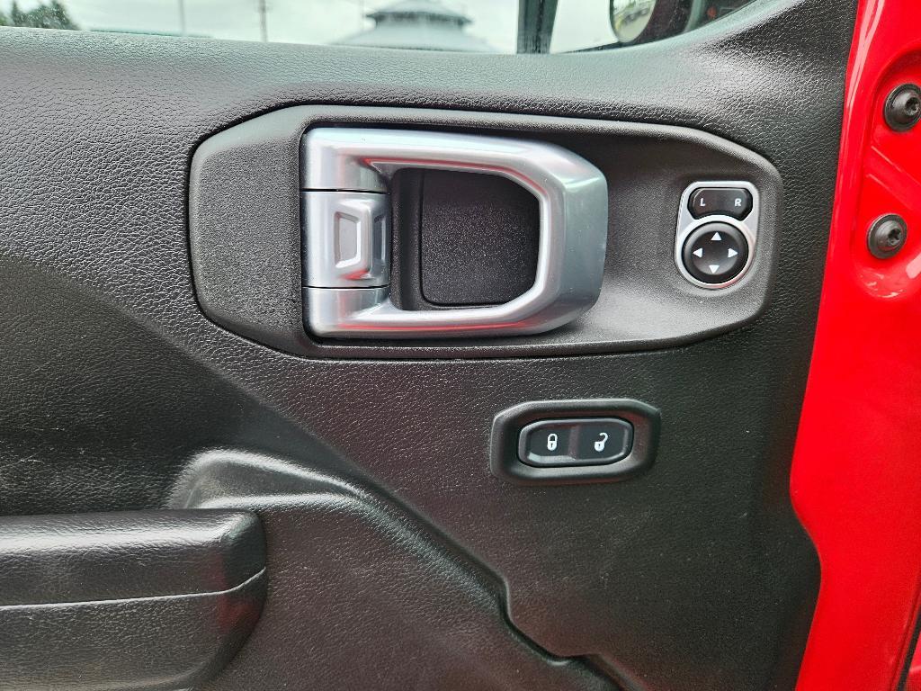used 2021 Jeep Gladiator car, priced at $30,270