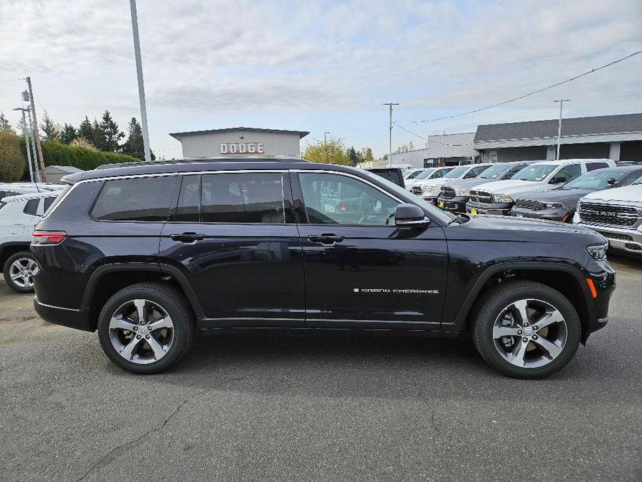 new 2024 Jeep Grand Cherokee L car, priced at $49,407