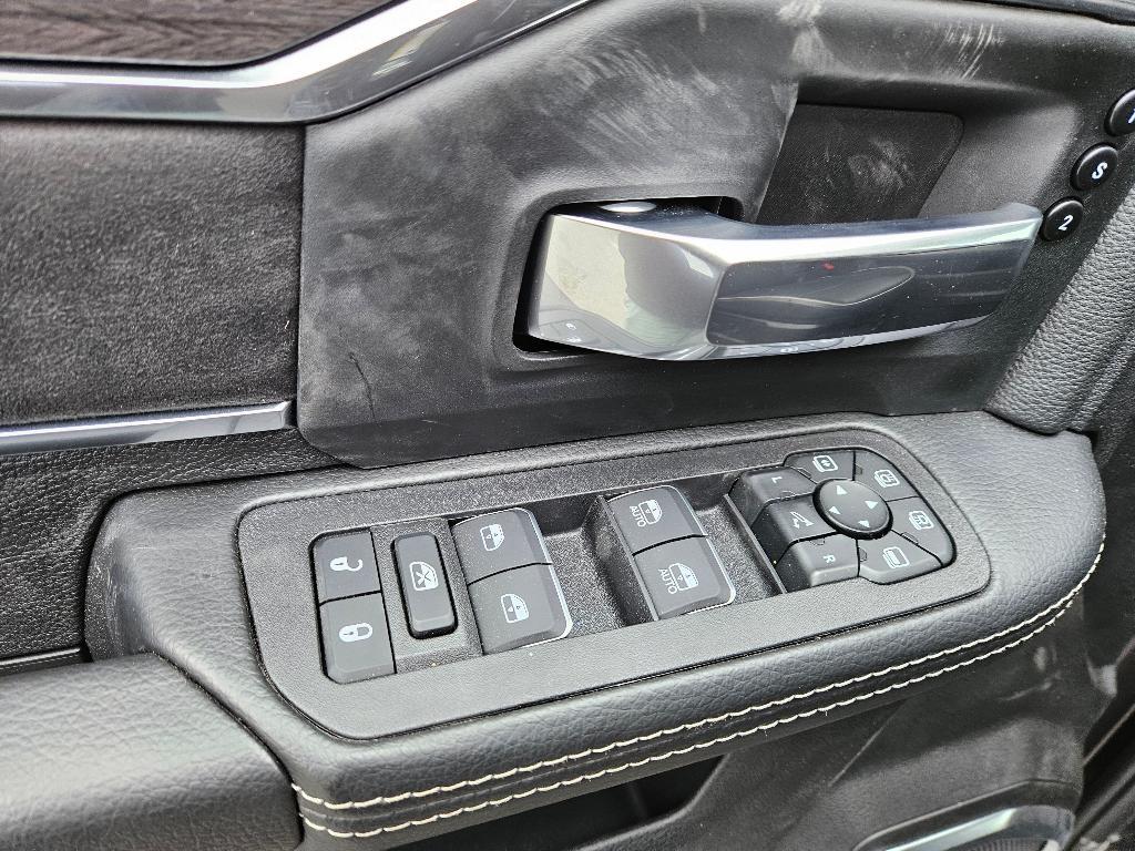 new 2025 Ram 3500 car, priced at $85,625