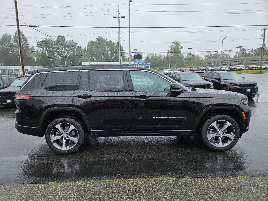 new 2024 Jeep Grand Cherokee L car, priced at $56,907