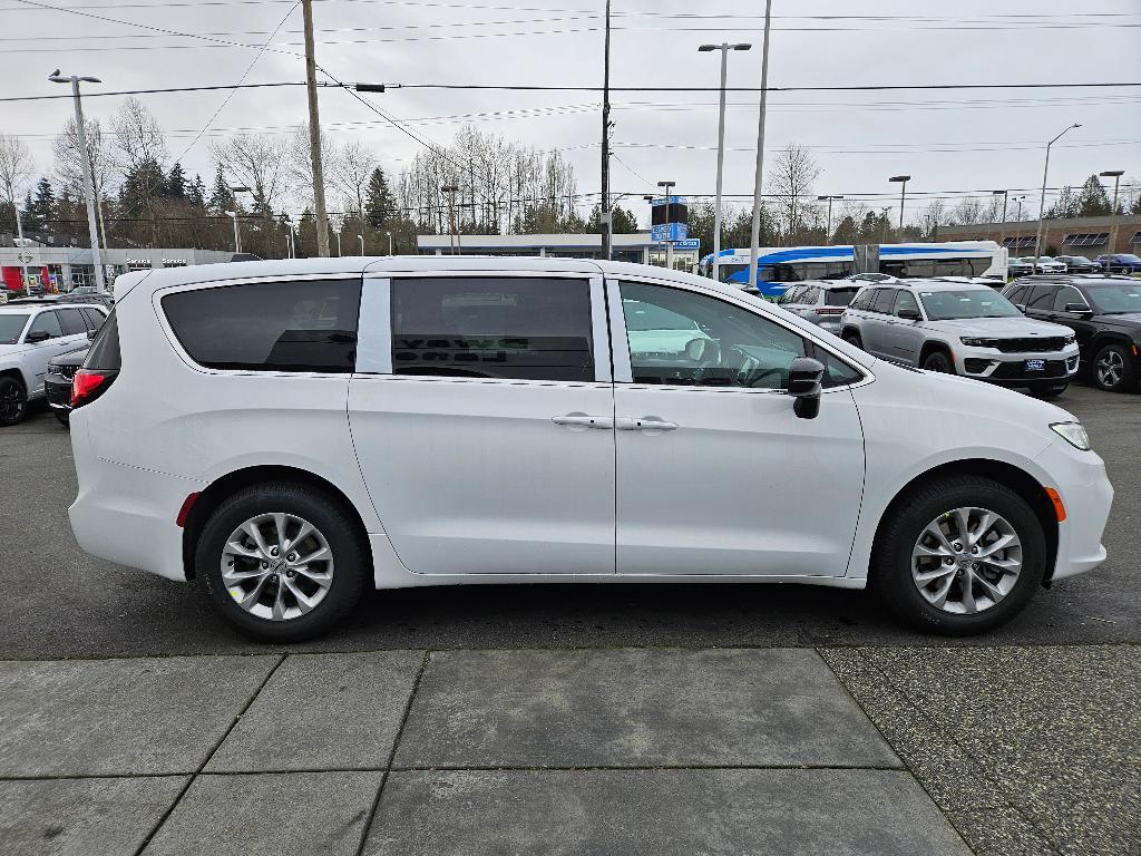 new 2025 Chrysler Pacifica car, priced at $44,140