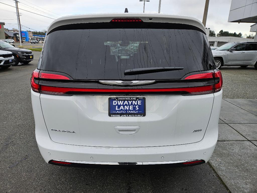 new 2025 Chrysler Pacifica car, priced at $44,140