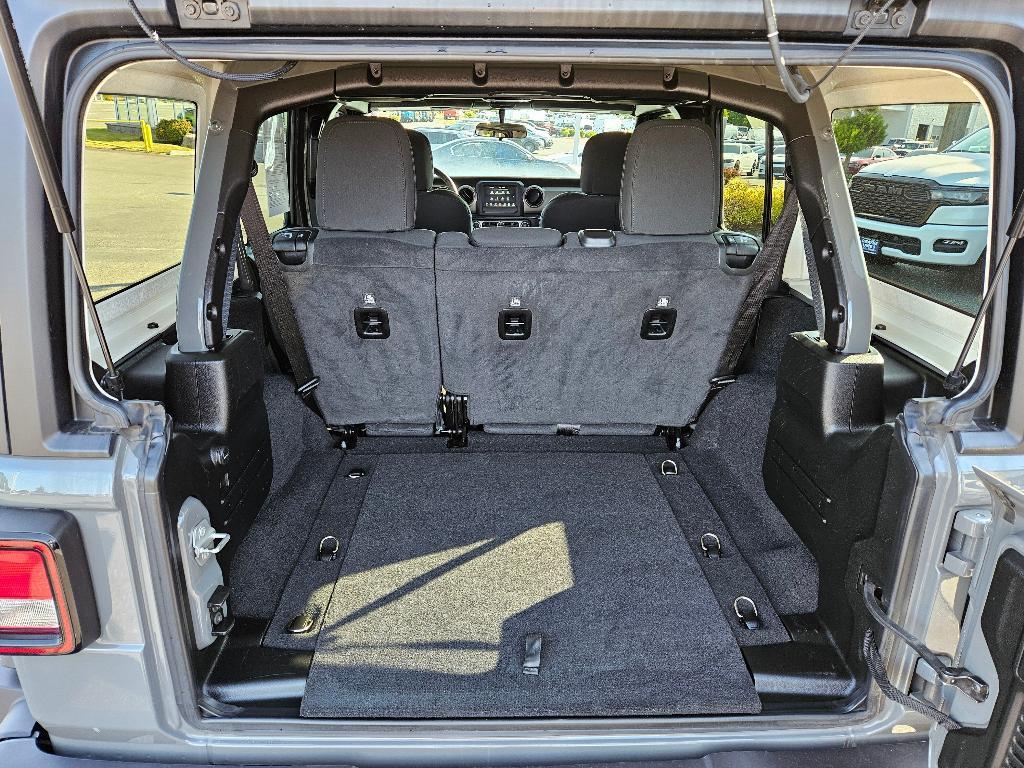 used 2021 Jeep Wrangler Unlimited car, priced at $31,770