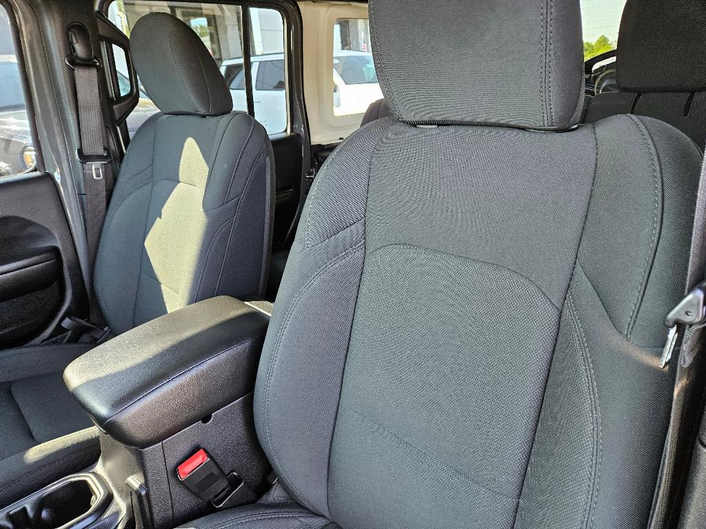 used 2021 Jeep Wrangler Unlimited car, priced at $31,770