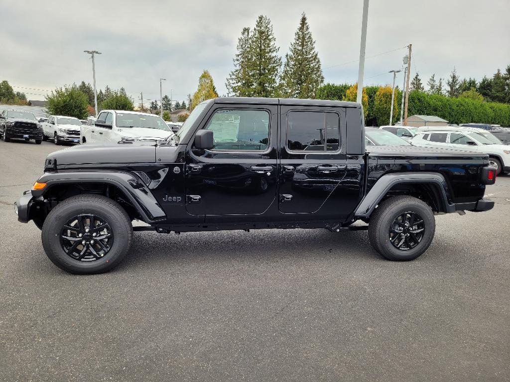 new 2023 Jeep Gladiator car, priced at $46,575