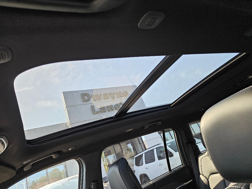 new 2024 Jeep Grand Cherokee L car, priced at $45,230