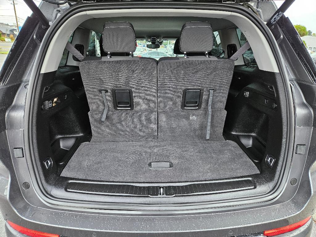 used 2022 Jeep Grand Cherokee L car, priced at $29,370