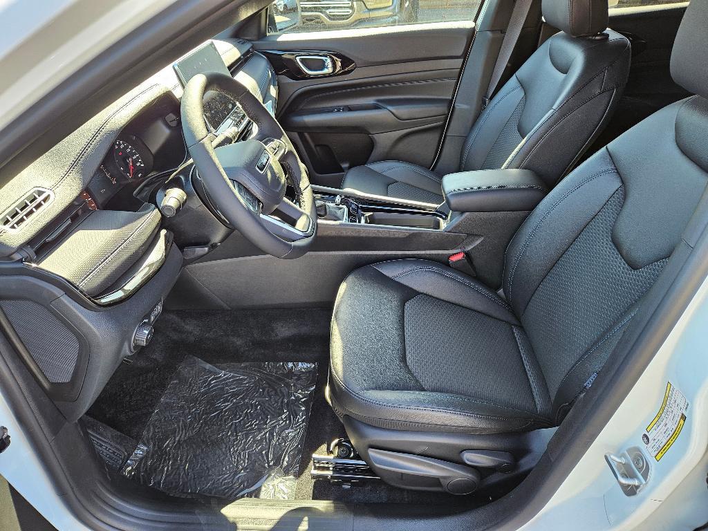 new 2025 Jeep Compass car, priced at $28,977