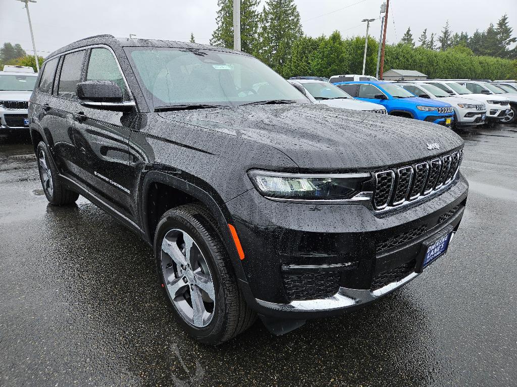 new 2024 Jeep Grand Cherokee L car, priced at $55,985