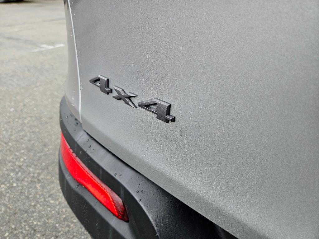 used 2015 Jeep Cherokee car, priced at $9,770