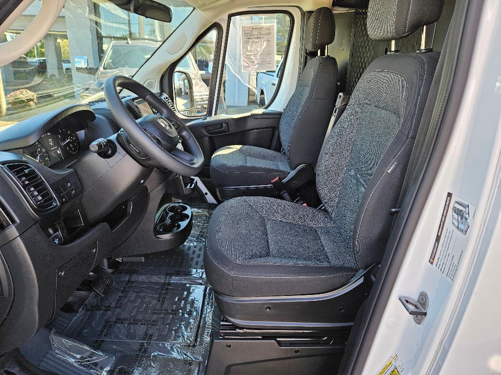 used 2023 Ram ProMaster 2500 car, priced at $29,370