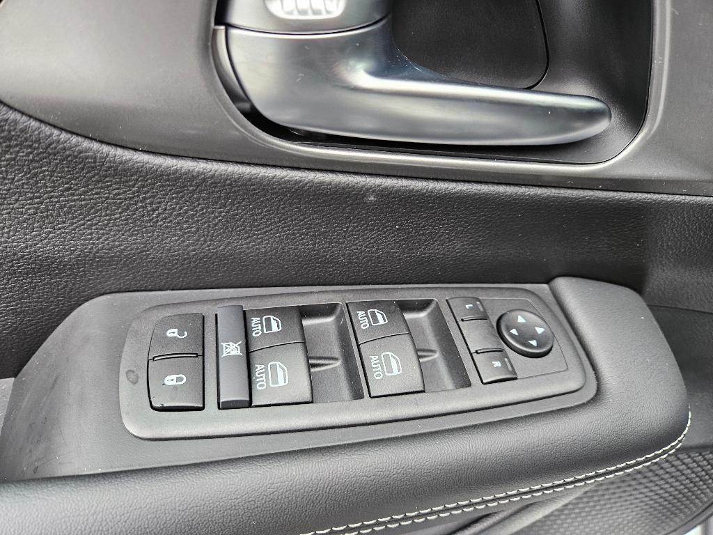 new 2026 Chrysler Pacifica car, priced at $44,635