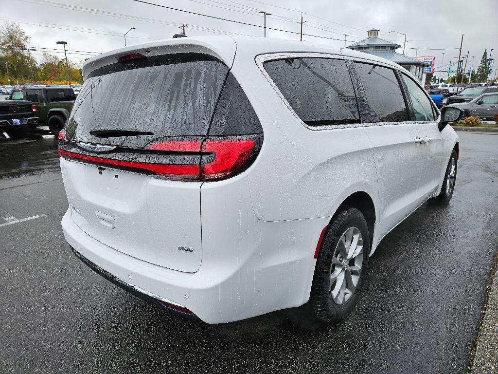 new 2026 Chrysler Pacifica car, priced at $44,635