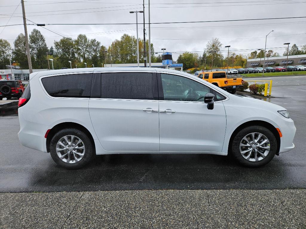new 2026 Chrysler Pacifica car, priced at $44,635