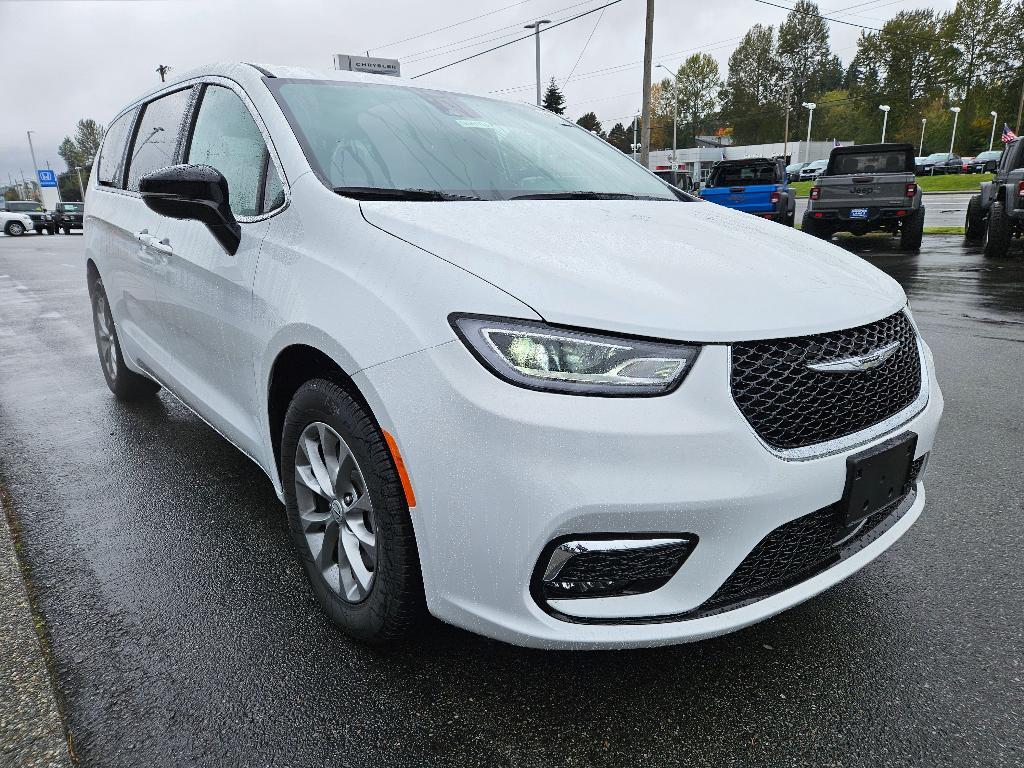 new 2026 Chrysler Pacifica car, priced at $44,635
