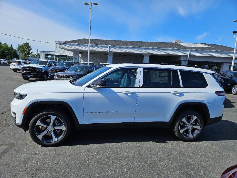 new 2024 Jeep Grand Cherokee L car, priced at $59,135