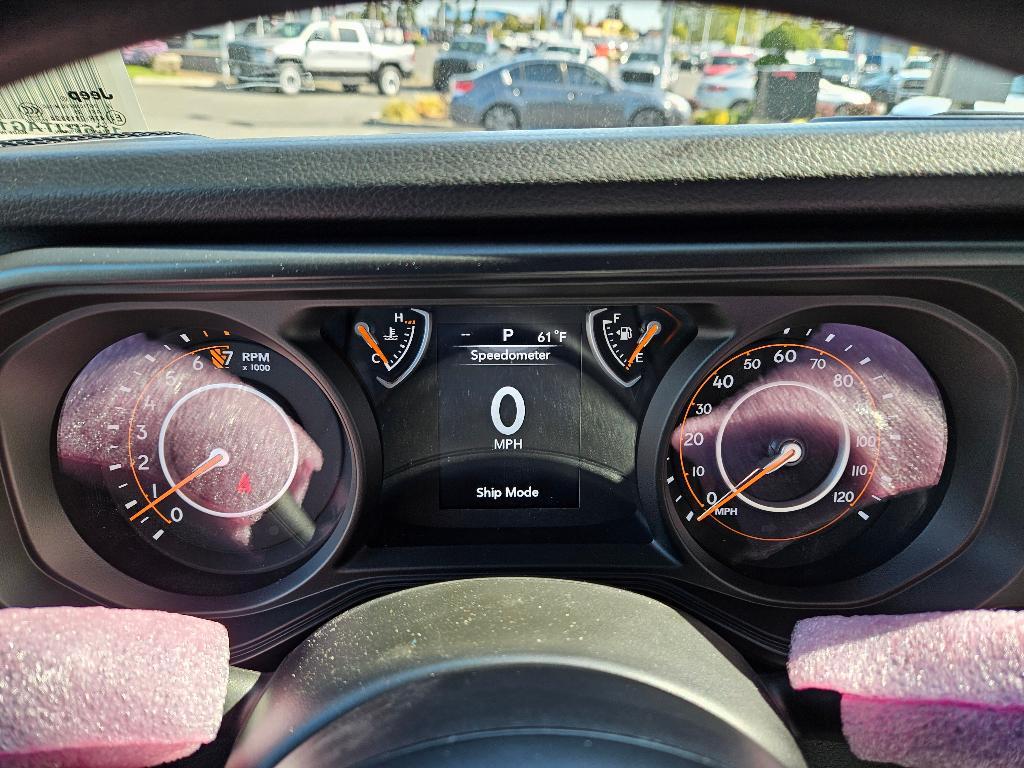 new 2025 Jeep Gladiator car, priced at $42,475