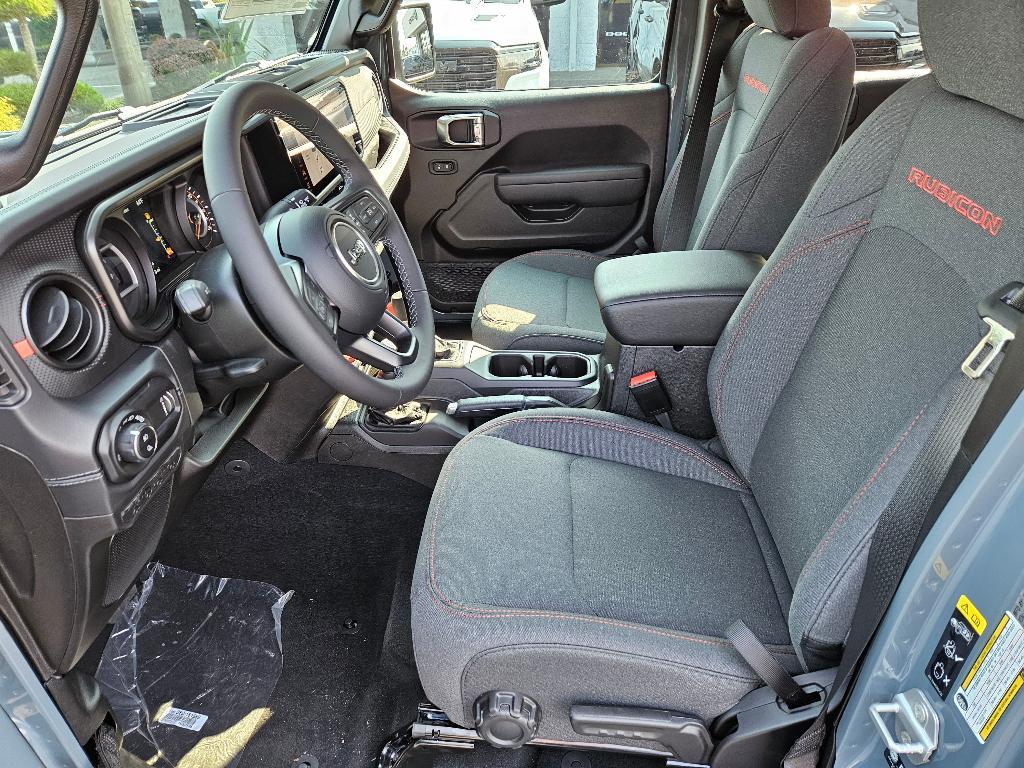 new 2025 Jeep Gladiator car, priced at $47,910