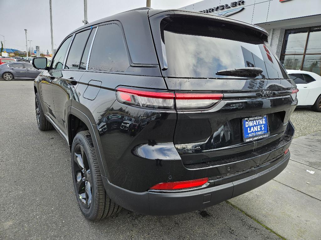 new 2025 Jeep Grand Cherokee car, priced at $49,170