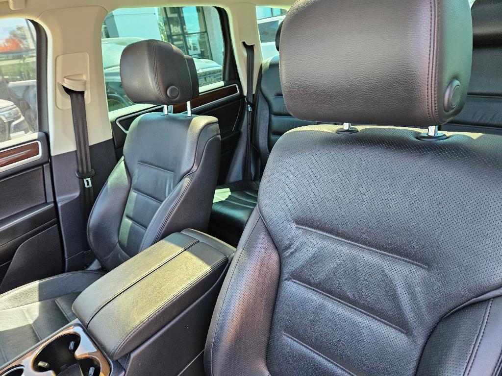 used 2016 Volkswagen Touareg car, priced at $25,770