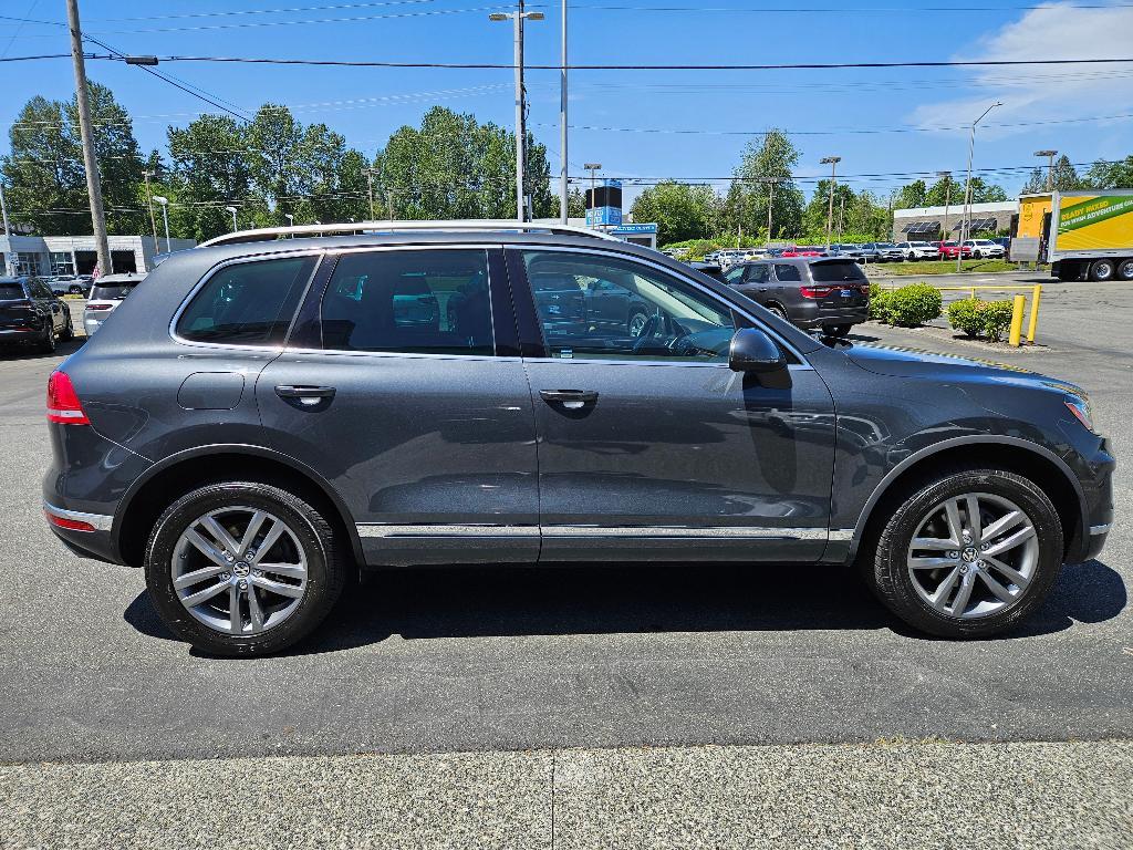 used 2016 Volkswagen Touareg car, priced at $25,770