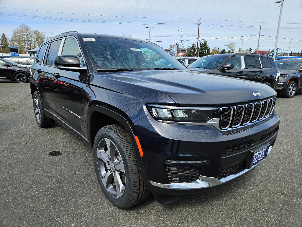 new 2024 Jeep Grand Cherokee L car, priced at $56,907