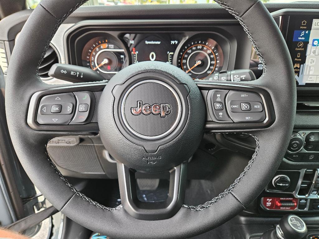 new 2025 Jeep Wrangler car, priced at $53,425