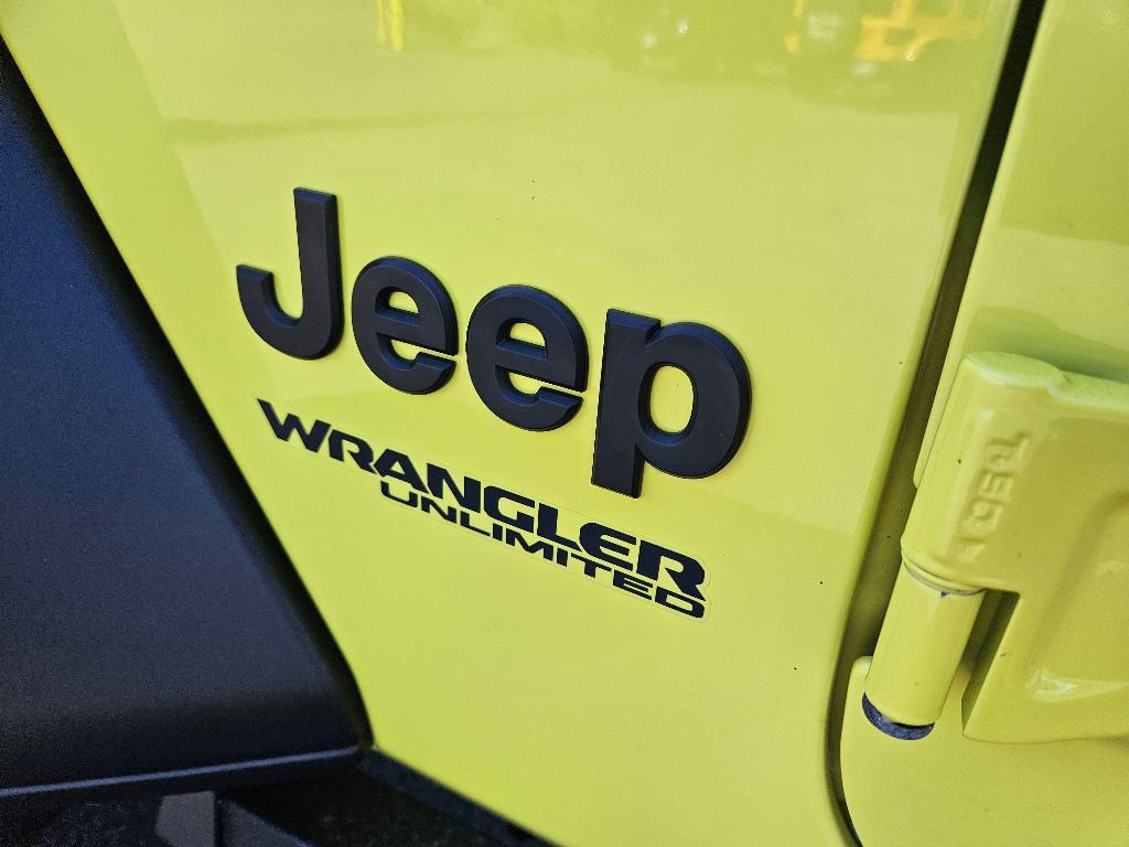 used 2022 Jeep Wrangler Unlimited car, priced at $33,970